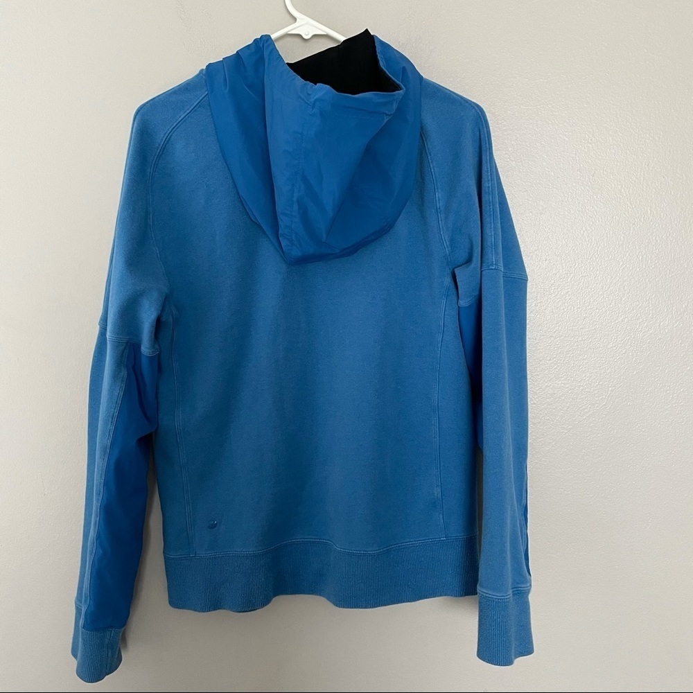 Lululemon Jacket blue size medium